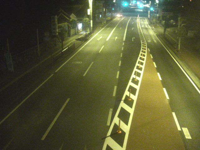 ①県道32号　猿田彦神社前